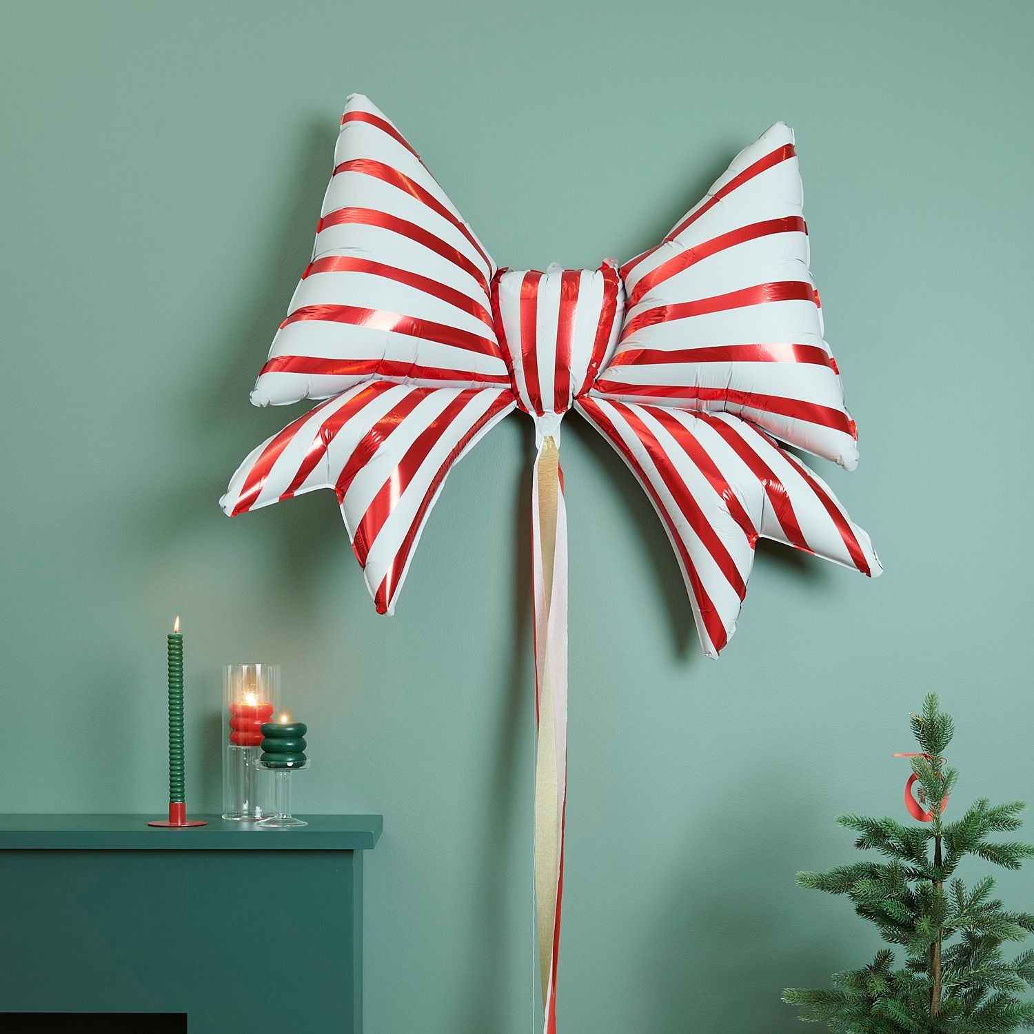 Bow Party Decor perfect for Christmas
