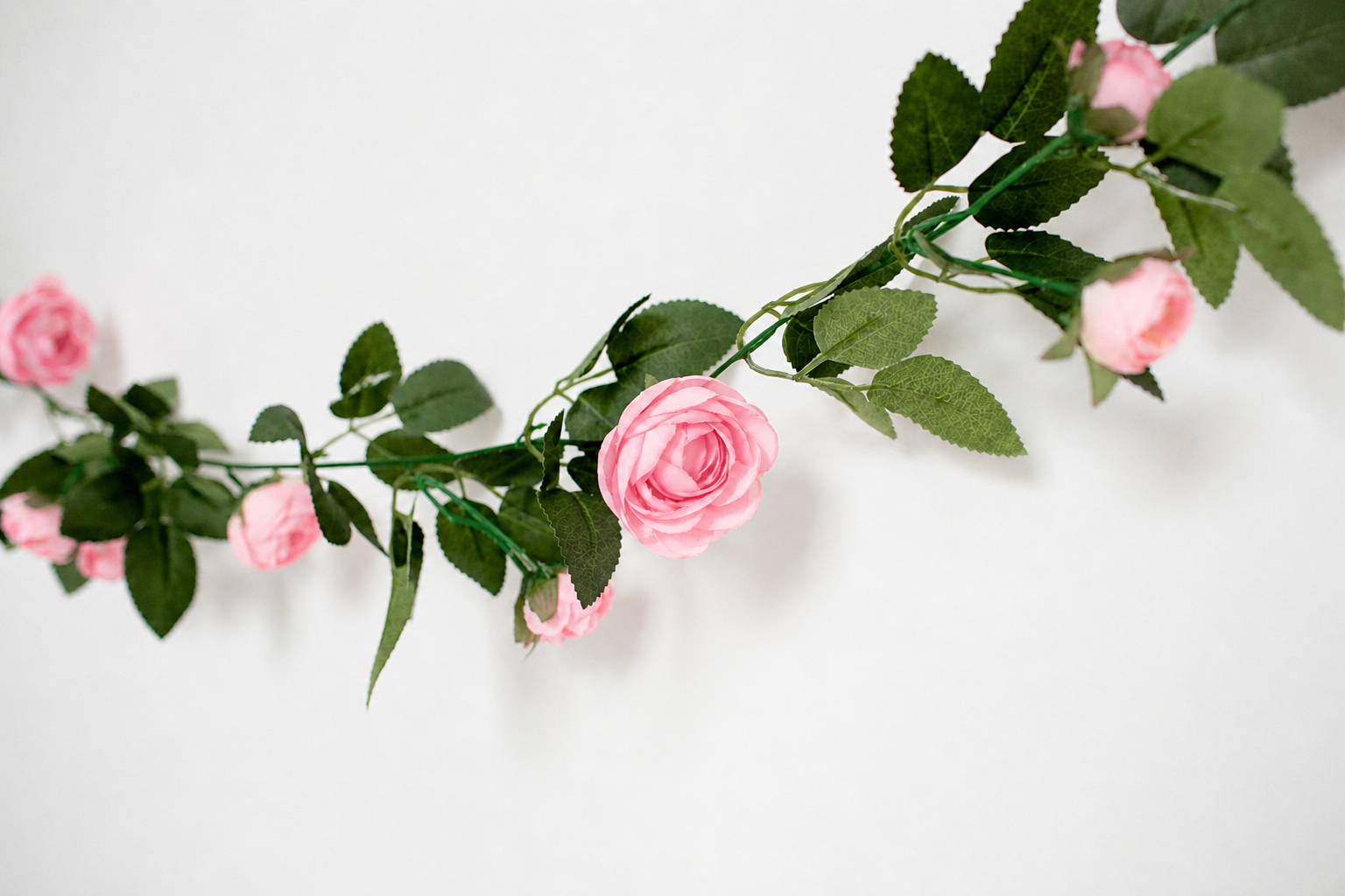Flower Garland Pink | Artificial Flowers & Foliage for Parties