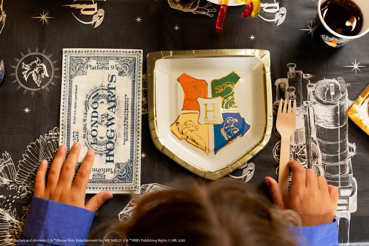 Harry Potter Hogwarts Crest Paper Plates (6 Pack)