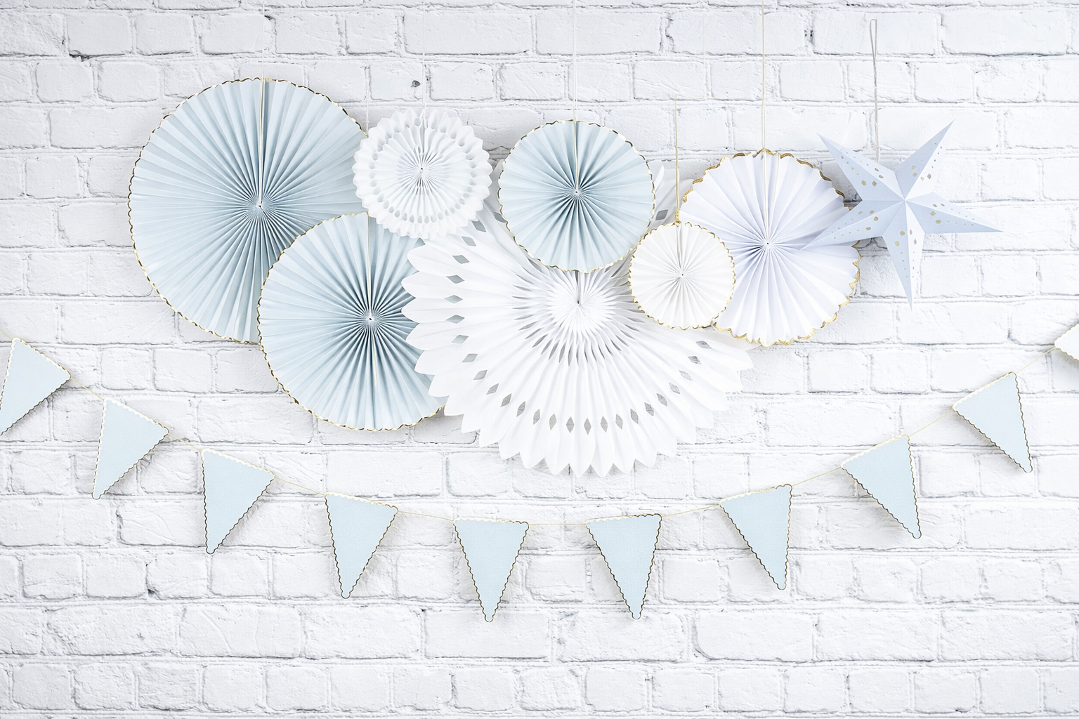 Pale Blue Scalloped Floral & Gold Bunting Garland