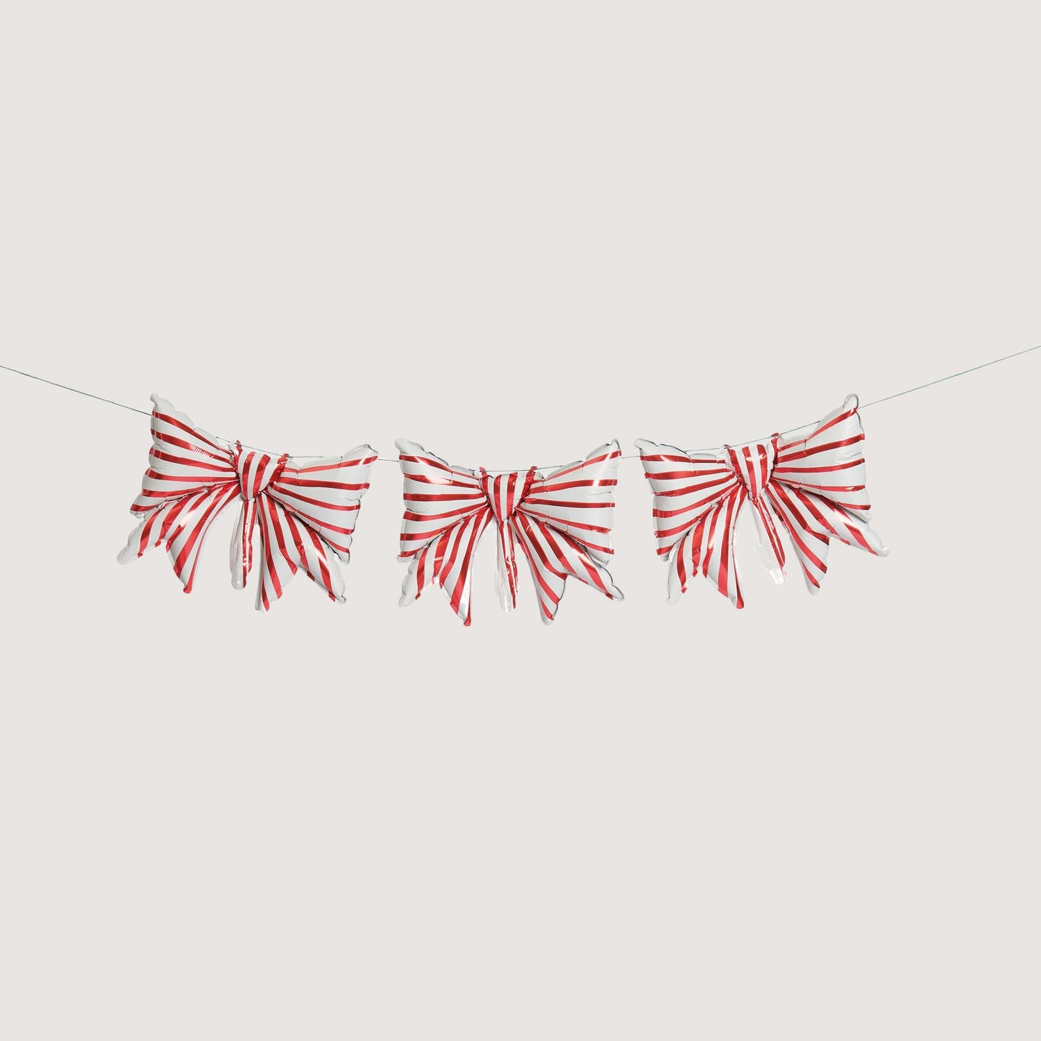 Red and White Bow Balloon Christmas Garland UK