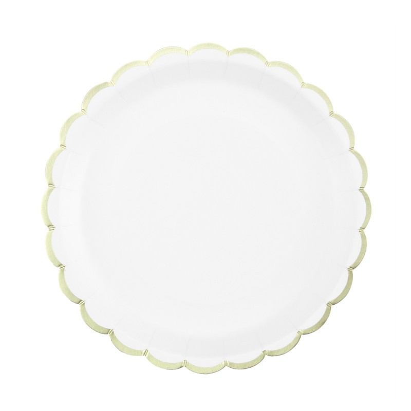 White and Gold Scalloped Party Plates