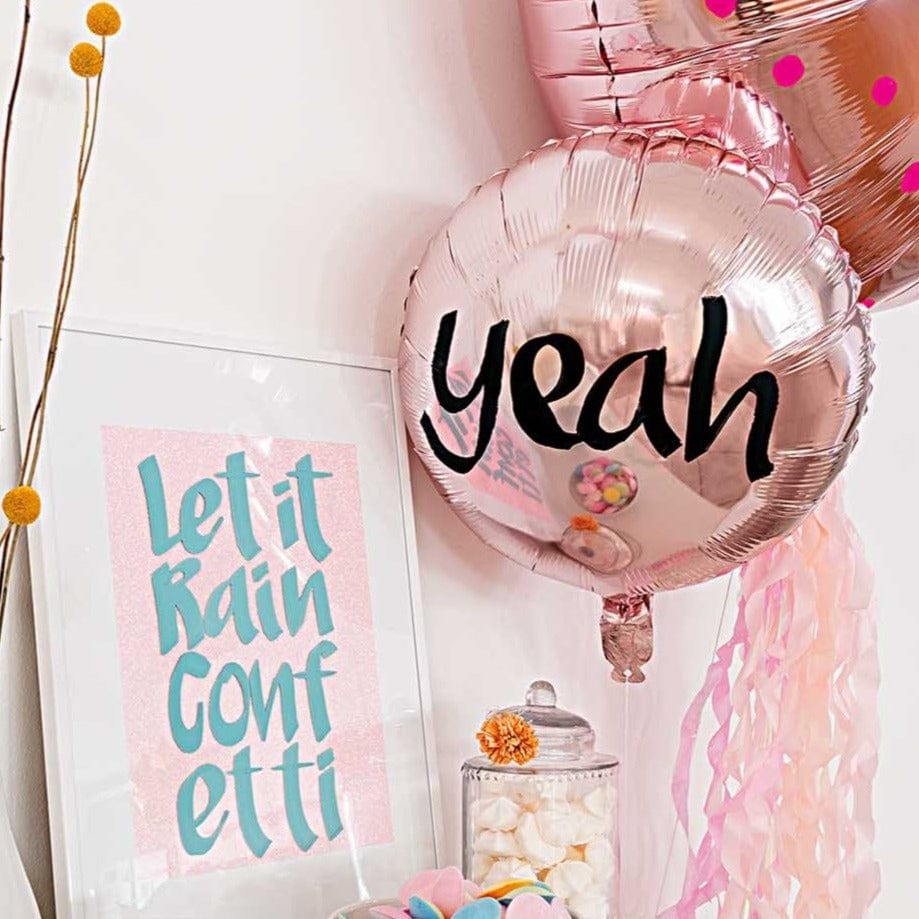 Chalk Marker Pen to personalise Balloons | Personalising Balloons UK Rico Design