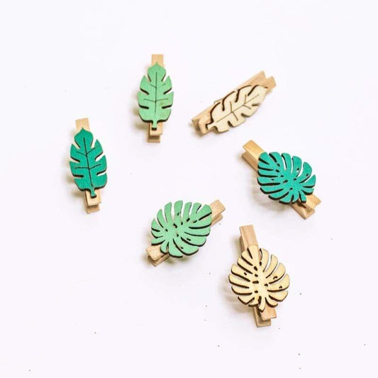 Wooden Pegs | Tropical Leaf Pegs | Party Accessories Santex